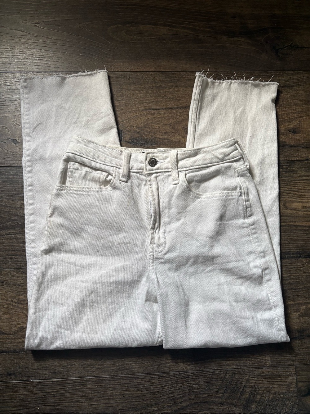 Hollister Women’s White High-Rise Vintage Straight Jeans 0R w24 l27